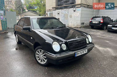 Седан Mercedes-Benz E-Class 1997 в Одесі