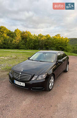 Седан Mercedes-Benz E-Class 2011 в Болехове