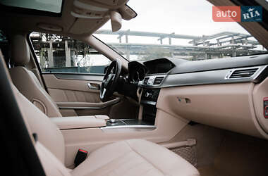 Седан Mercedes-Benz E-Class 2013 в 