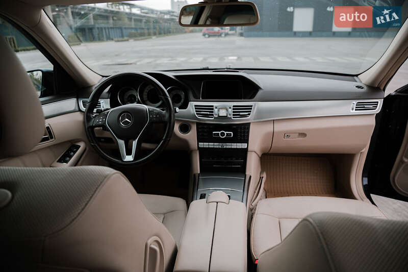 Седан Mercedes-Benz E-Class 2013 в Києві