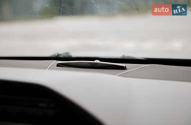Седан Mercedes-Benz E-Class 2013 в 