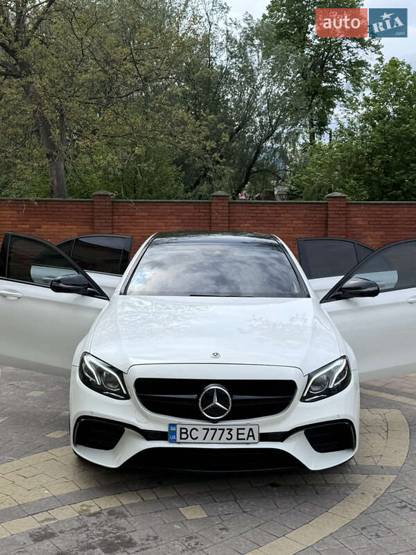 Седан Mercedes-Benz E-Class 2016 в Бориславе