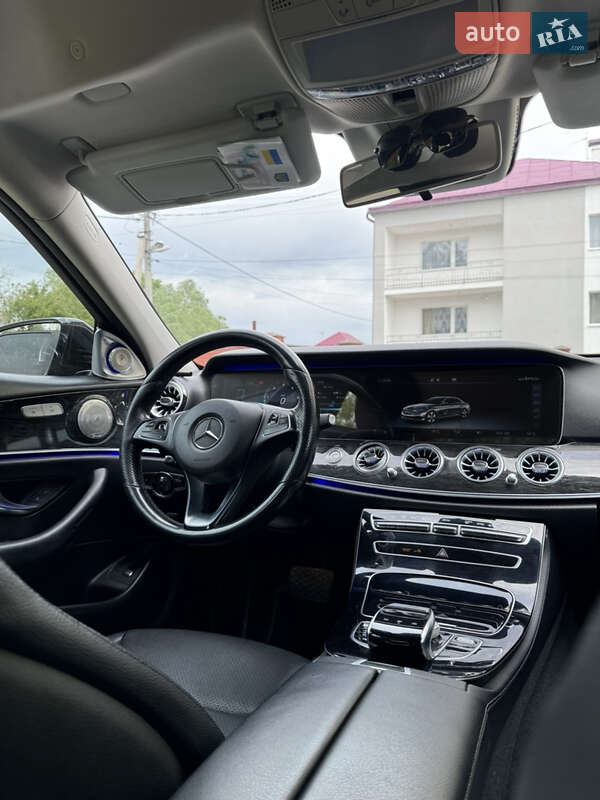 Седан Mercedes-Benz E-Class 2016 в Бориславе
