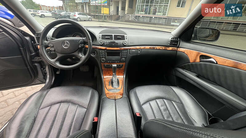 Седан Mercedes-Benz E-Class 2007 в Чернівцях