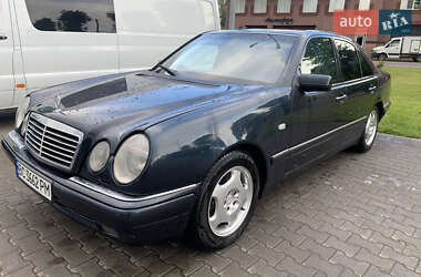 Седан Mercedes-Benz E-Class 1998 в Шептицькому