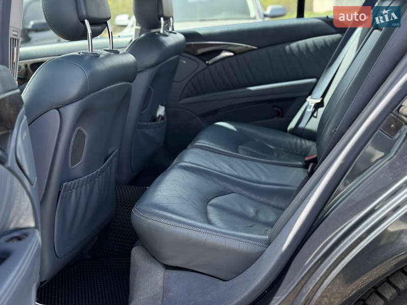Седан Mercedes-Benz E-Class 2005 в Львові