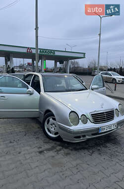 Седан Mercedes-Benz E-Class 2001 в 