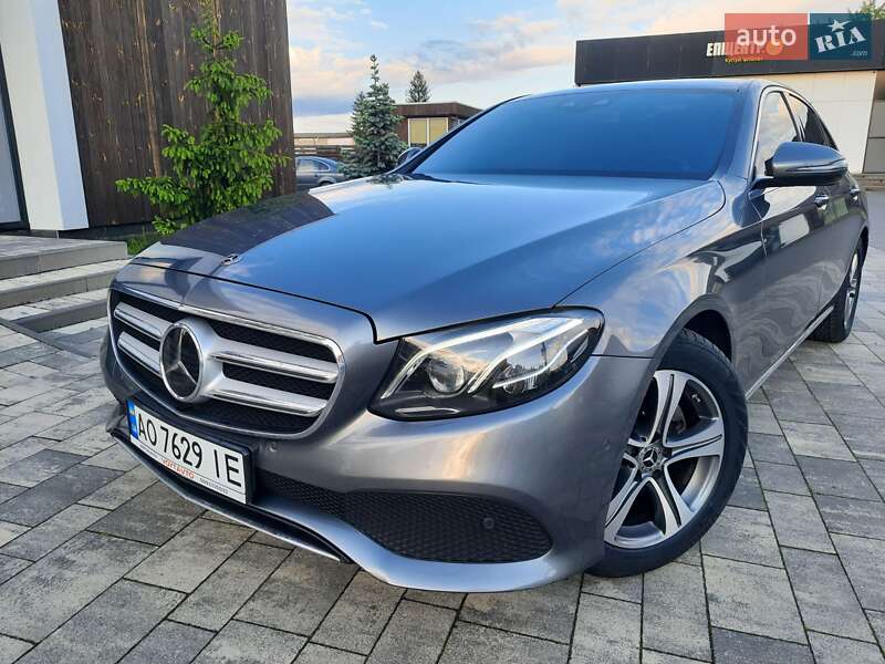 Седан Mercedes-Benz E-Class 2017 в Тячеві