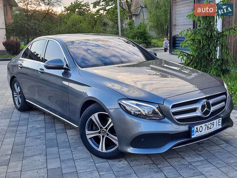 Седан Mercedes-Benz E-Class 2017 в Тячеві