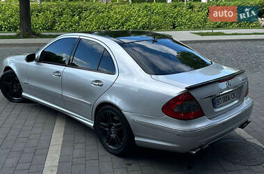 Седан Mercedes-Benz E-Class 2008 в 