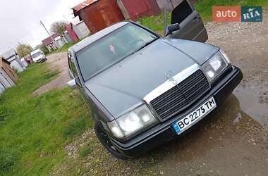 Седан Mercedes-Benz E-Class 1989 в 