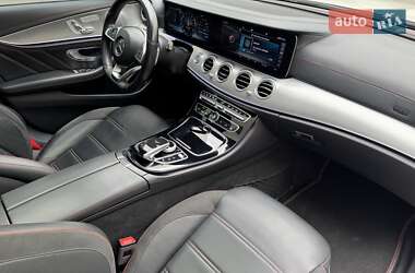 Седан Mercedes-Benz E-Class 2018 в 