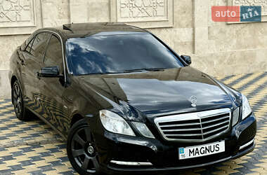 Седан Mercedes-Benz E-Class 2009 в 