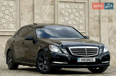 Седан Mercedes-Benz E-Class 2009 в 