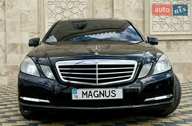 Седан Mercedes-Benz E-Class 2009 в 