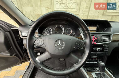 Седан Mercedes-Benz E-Class 2009 в 