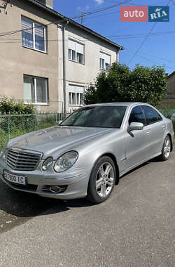 Седан Mercedes-Benz E-Class 2004 в 