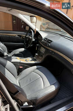 Седан Mercedes-Benz E-Class 2007 в 