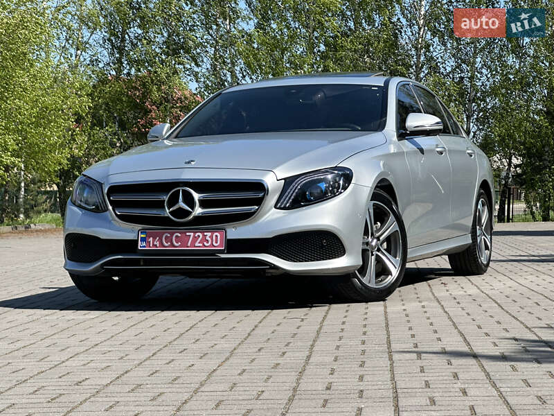 Седан Mercedes-Benz E-Class 2019 в Дрогобичі