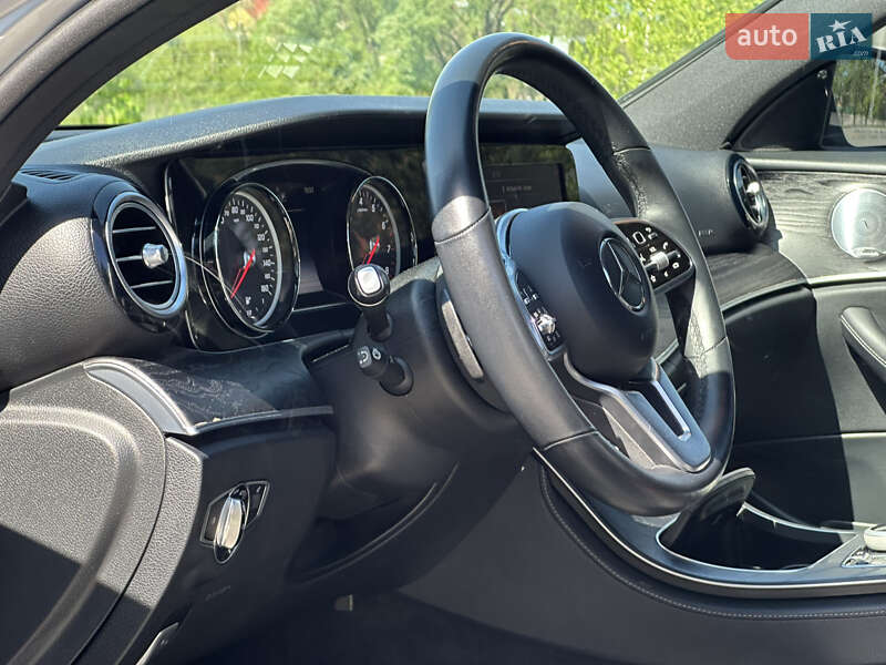 Седан Mercedes-Benz E-Class 2019 в Дрогобичі
