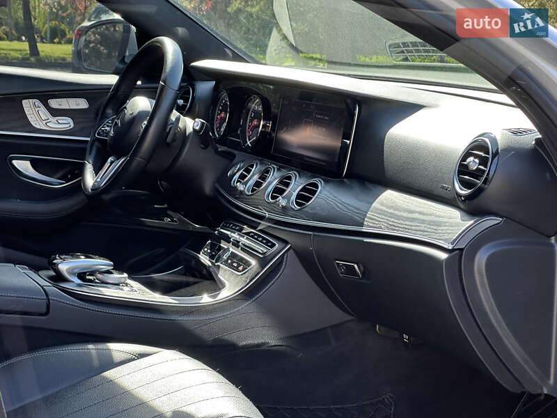 Седан Mercedes-Benz E-Class 2019 в Дрогобичі