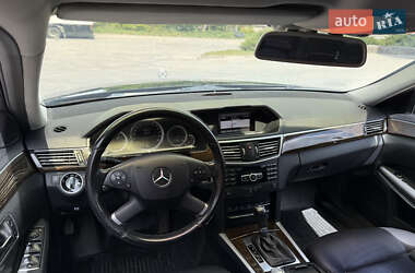 Седан Mercedes-Benz E-Class 2013 в 