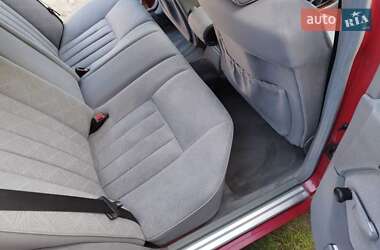 Седан Mercedes-Benz E-Class 1994 в 