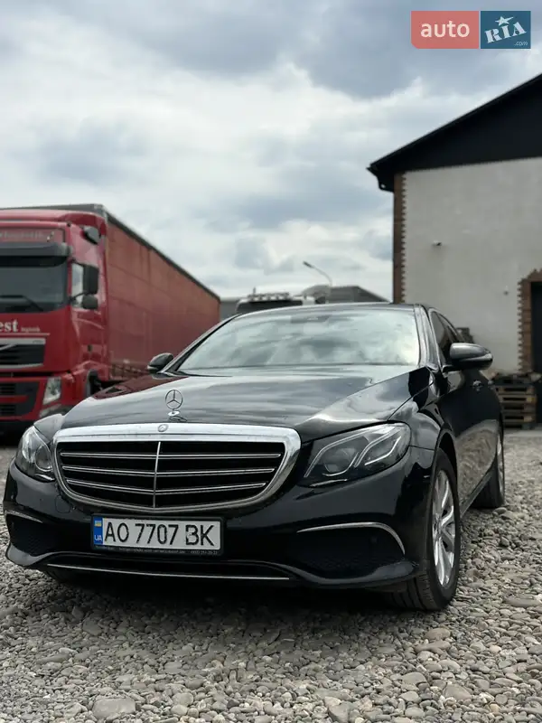 Mercedes-Benz E-Class 2016