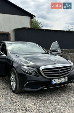 Седан Mercedes-Benz E-Class 2016 в 