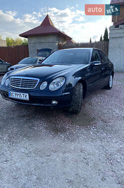 Седан Mercedes-Benz E-Class 2004 в 