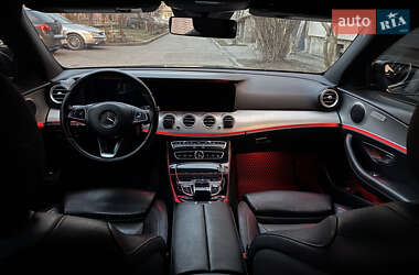 Седан Mercedes-Benz E-Class 2017 в 