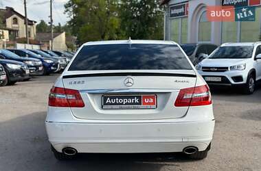 Седан Mercedes-Benz E-Class 2011 в 