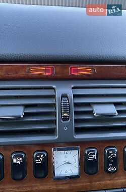 Седан Mercedes-Benz E-Class 2000 в 