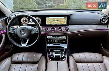 Седан Mercedes-Benz E-Class 2016 в 