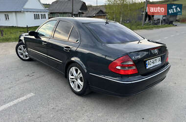 Седан Mercedes-Benz E-Class 2002 в 