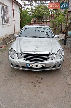 Седан Mercedes-Benz E-Class 2002 в 