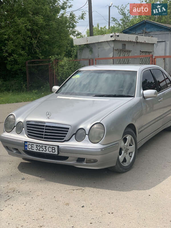 Mercedes-Benz E-Class 2000