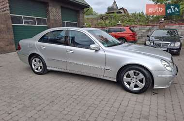 Седан Mercedes-Benz E-Class 2004 в 