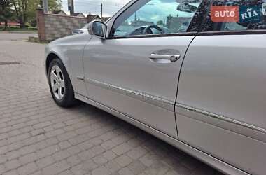 Седан Mercedes-Benz E-Class 2004 в 
