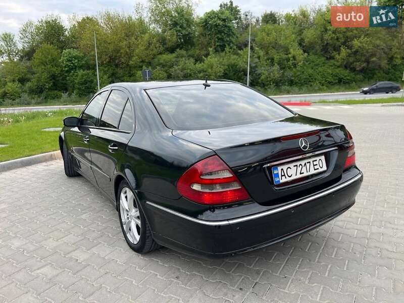 Mercedes-Benz E-Class 2003