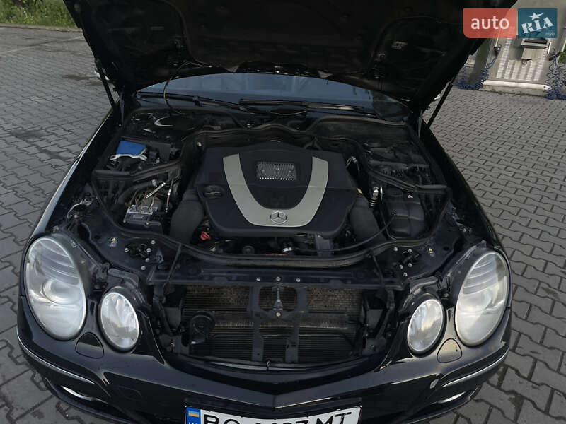 Седан Mercedes-Benz E-Class 2008 в Львові