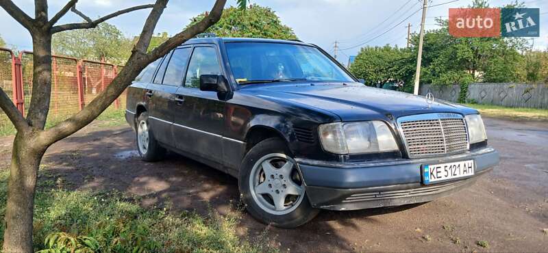 Mercedes-Benz E-Class 1994