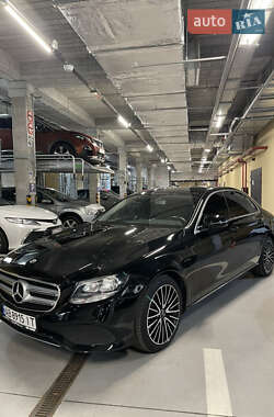Седан Mercedes-Benz E-Class 2018 в 