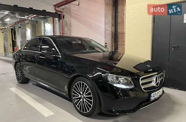 Седан Mercedes-Benz E-Class 2018 в 