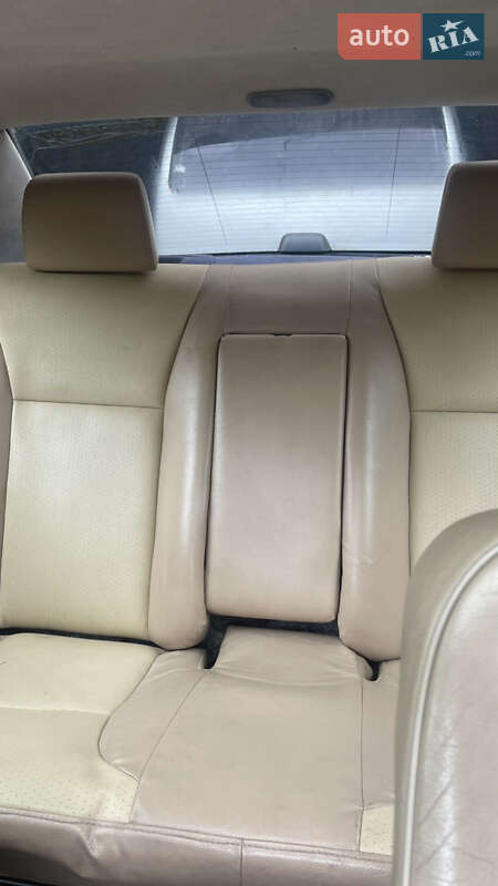 Седан Mercedes-Benz E-Class 1996 в Вінниці