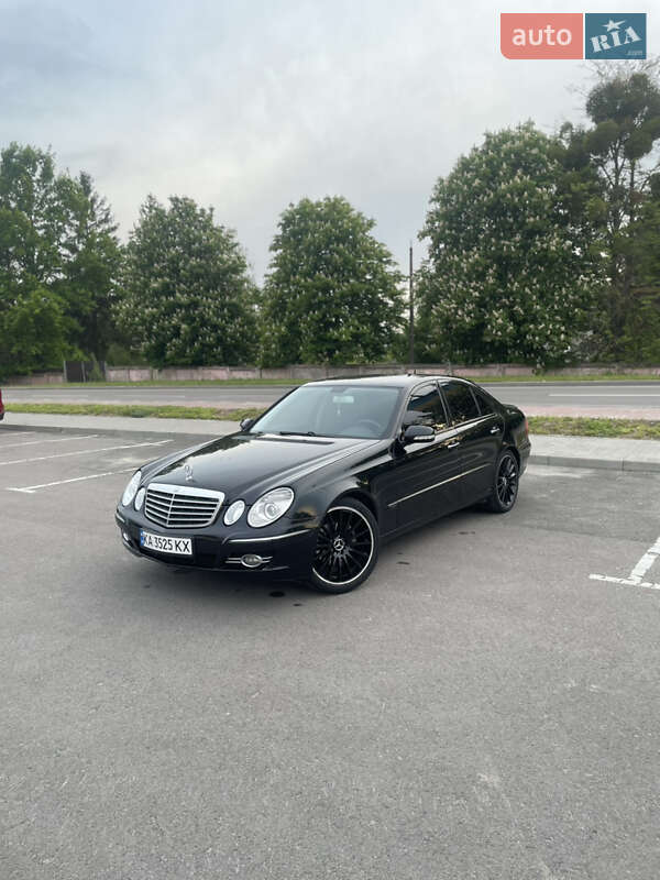 Седан Mercedes-Benz E-Class 2007 в 