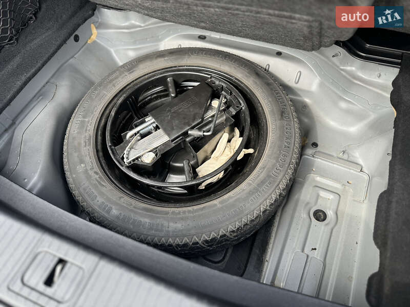 Седан Mercedes-Benz E-Class 2010 в Вінниці