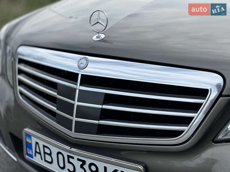 Седан Mercedes-Benz E-Class 2010 в Вінниці