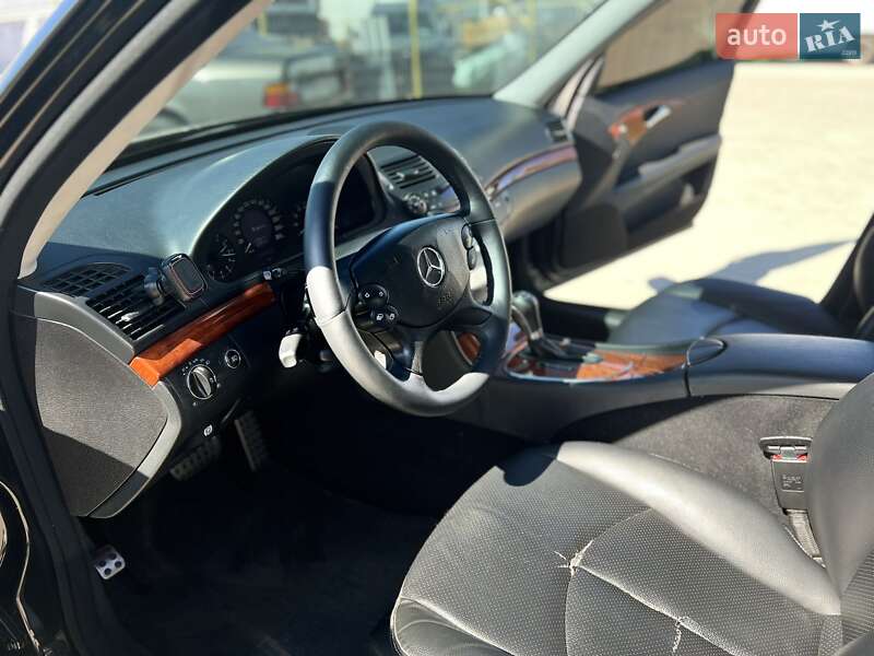 Седан Mercedes-Benz E-Class 2006 в Вінниці