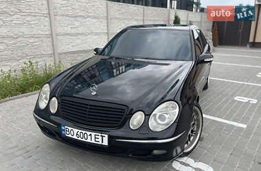 Седан Mercedes-Benz E-Class 2002 в 